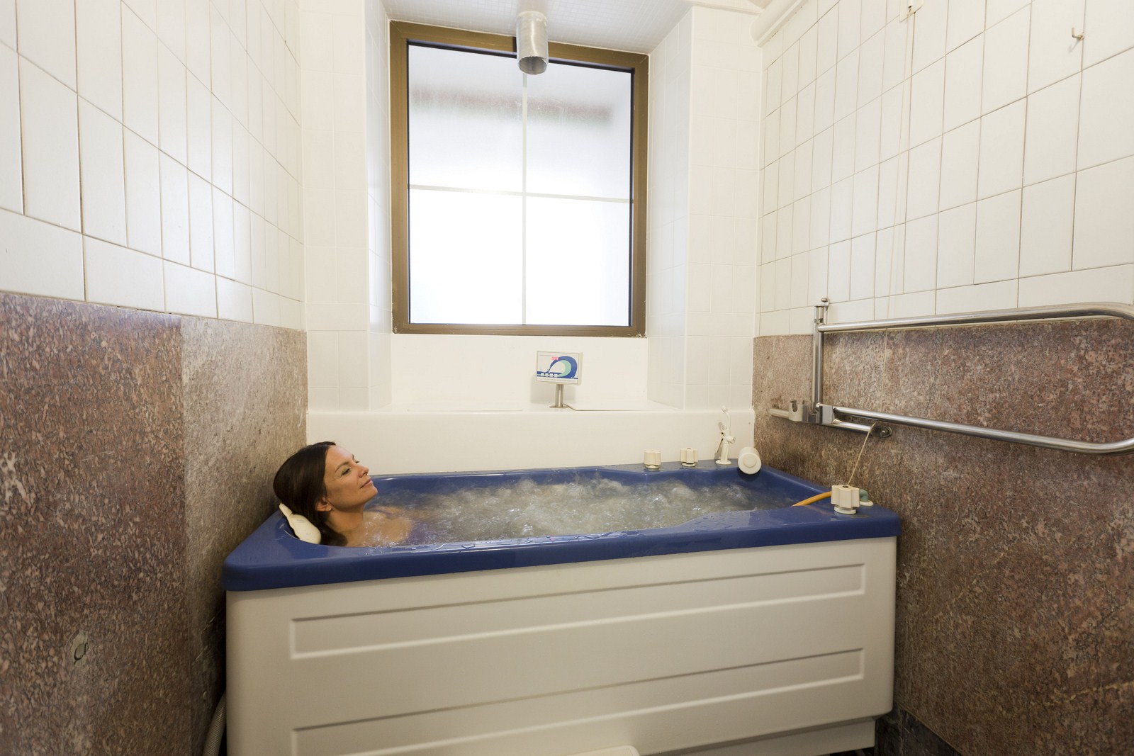 bain individuel thermes luz st sauveur
